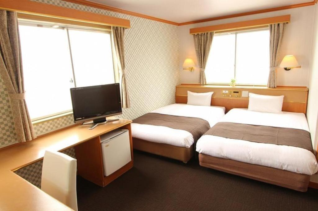 Hotel Livemax Budget Naha Tomarikou Εξωτερικό φωτογραφία