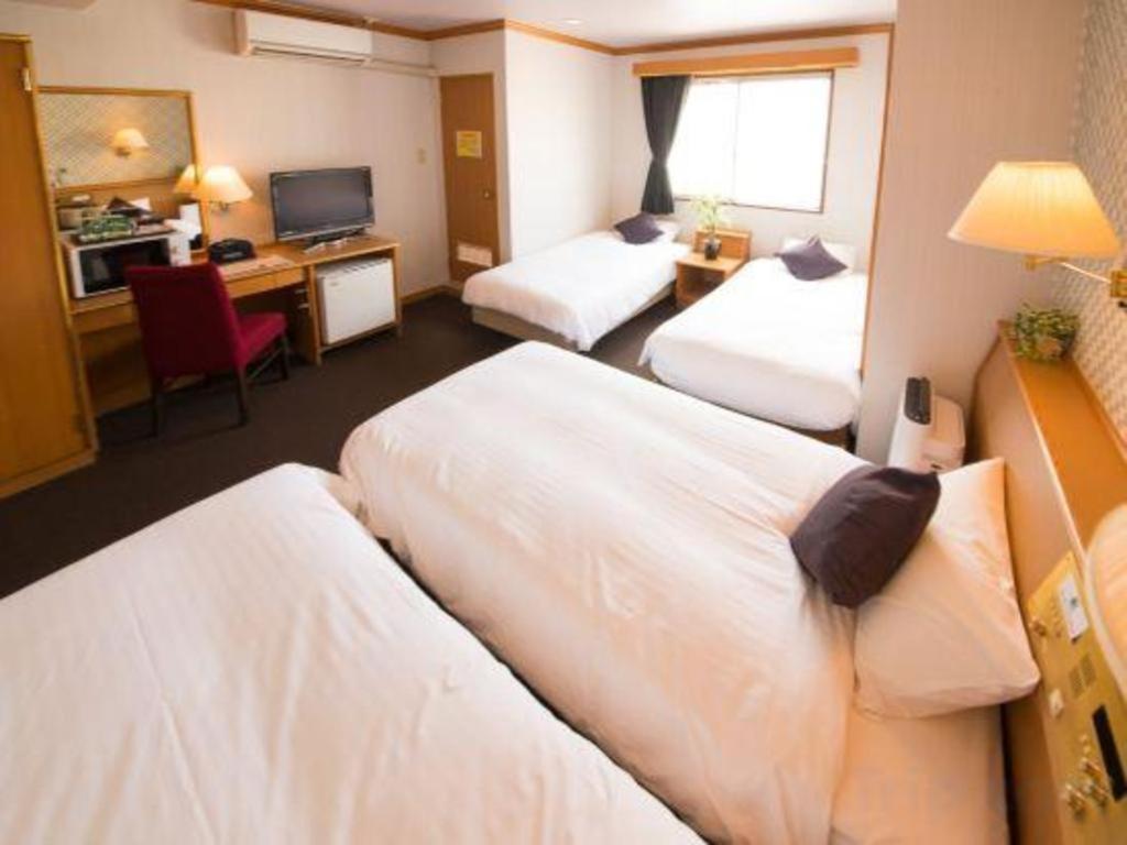 Hotel Livemax Budget Naha Tomarikou Εξωτερικό φωτογραφία