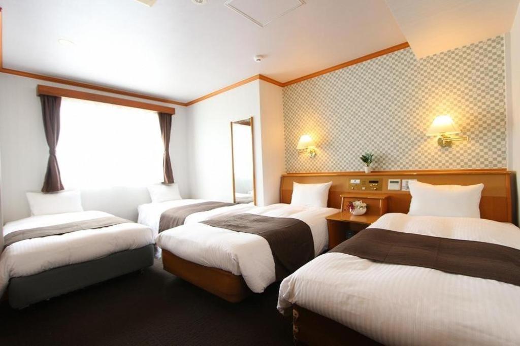 Hotel Livemax Budget Naha Tomarikou Εξωτερικό φωτογραφία