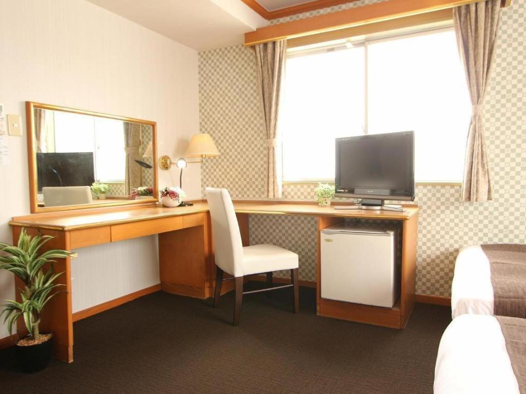 Hotel Livemax Budget Naha Tomarikou Εξωτερικό φωτογραφία