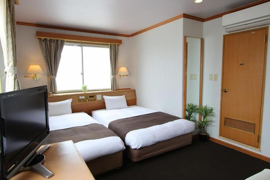 Hotel Livemax Budget Naha Tomarikou Εξωτερικό φωτογραφία