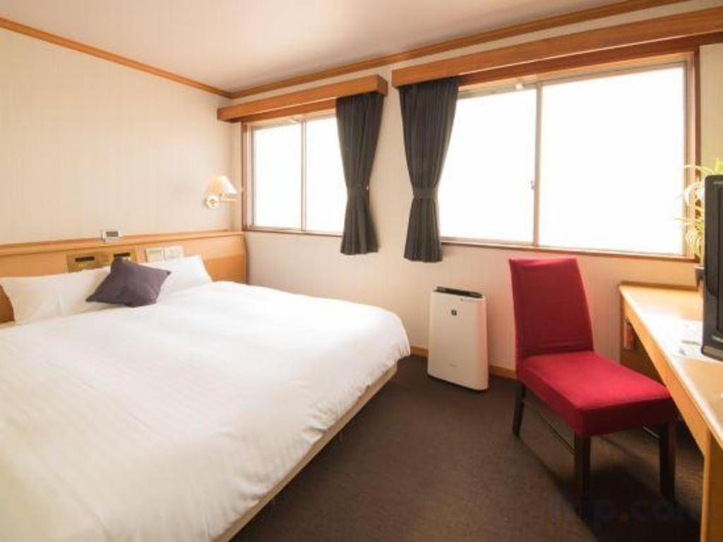 Hotel Livemax Budget Naha Tomarikou Εξωτερικό φωτογραφία