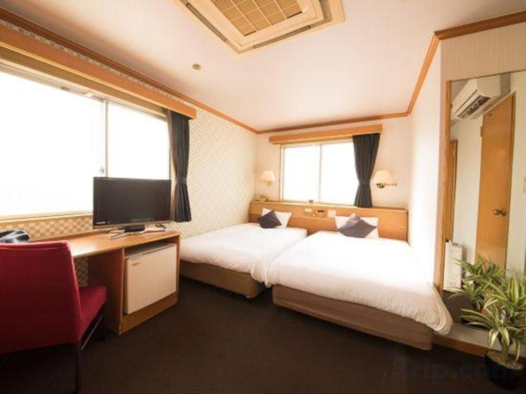 Hotel Livemax Budget Naha Tomarikou Εξωτερικό φωτογραφία