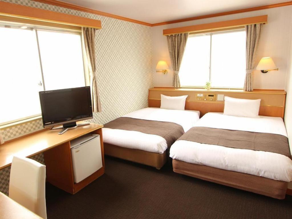Hotel Livemax Budget Naha Tomarikou Εξωτερικό φωτογραφία
